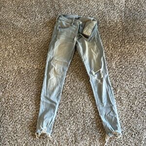 Size 2 short AE jegging
